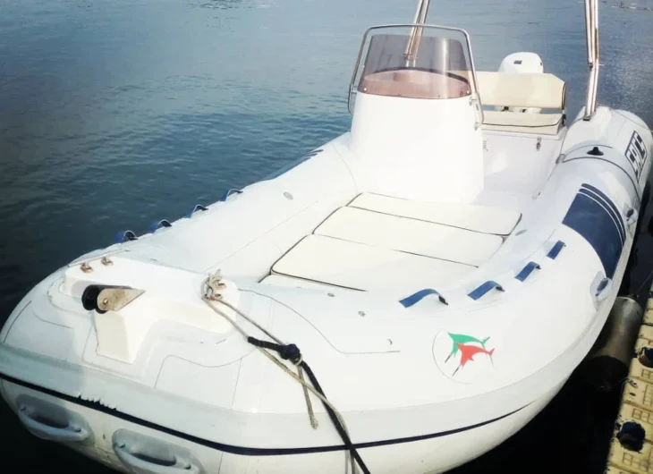 gommone sacs 490 del noleggio barche morgera